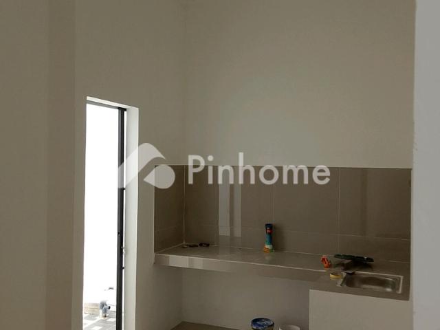 Dijual Rumah Cluster Dekat DKI/Joglo di Jl. Garuda Raya, karang Tengah Timur. Kota Tangerang Rp 10,81 Juta/m² | Pinhome