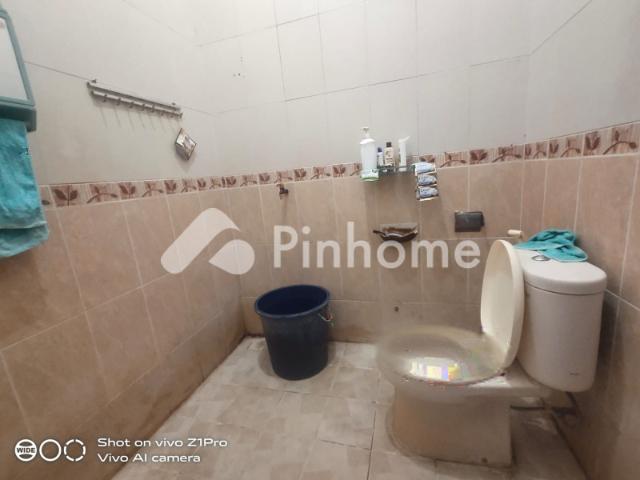 Dijual Rumah Bagus 5 Kamar Halaman Luas 2 Menit Ke Stasiun di Kober Rp 3,67 Juta/m² | Pinhome