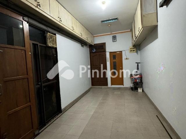 Dijual Rumah Gebyok Tradional Jawa di Utan Kayu Rp 17,33 Juta/m² | Pinhome