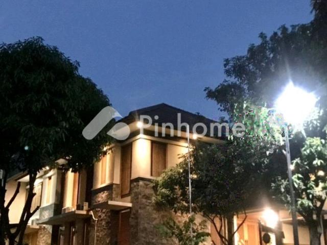 Dijual Rumah di Legenda Wisata Rp 11,54 Juta/m² | Pinhome