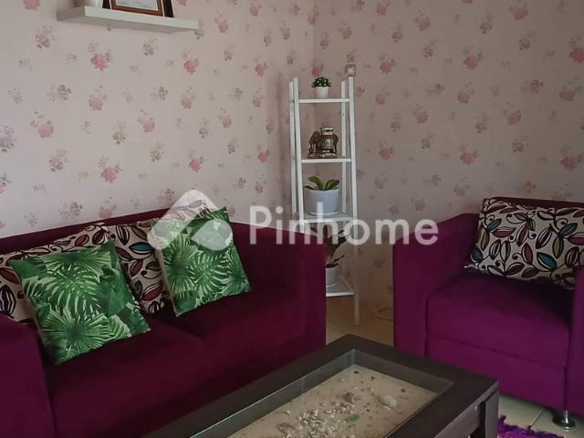 Dijual Rumah Hook 3 Kamar Lokasi 7 Menit Ke Stasiun di KS Tubun Rp 4,93 Juta/m² | Pinhome