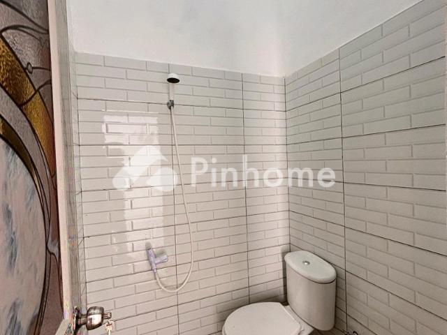 Dijual Rumah Lokasi Strategis Lingkungan Nyaman di Perumahan Kayla Residence2 Bekasi Rp 8,25 Juta/m² | Pinhome
