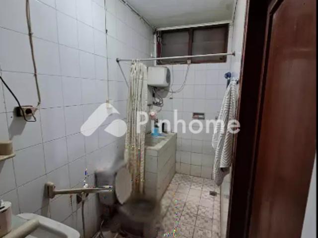 Dijual Rumah Layak Huni Dkt Pasar Pramuka Sgt Ekonomis SEGERA di Matraman Kayu Manis Rp 8,06 Juta/m² | Pinhome