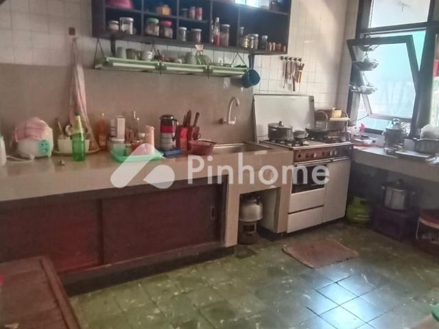 Dijual rumah lama hitung tanah budisari di setia budi setiabudi Rp 10,74 Juta/m² | Pinhome