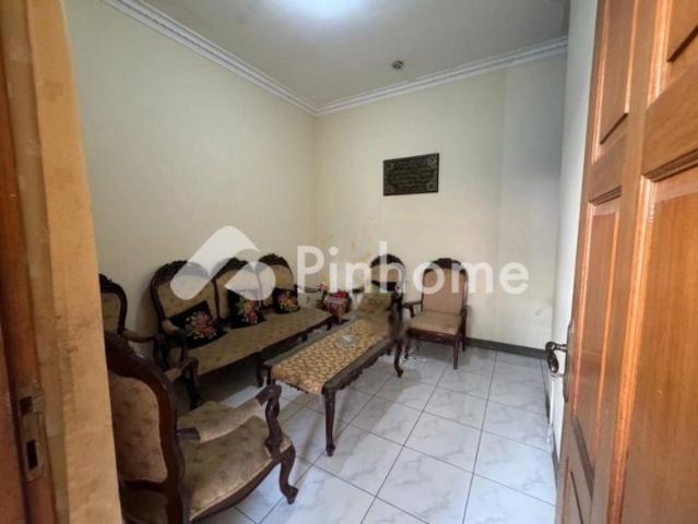Dijual Rumah Lingkungan Asri di Komplek Tanjung Sari Antapani Bandung Harga Nego Rp 9,52 Juta/m² | Pinhome