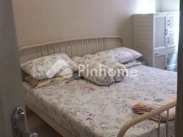 Dijual Rumah LT 240 LB 180, 4 KT 2 KM, Semi Furnished di Perumahan Bukit Rancamaya Blok A8 Rp 5,63 Juta/m² | Pinhome