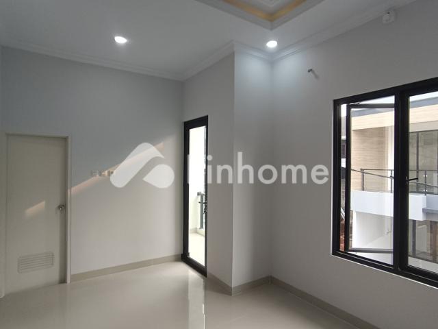 Dijual Rumah Mewah 2,5 Lantai Plus Rooftop Super Strategis di Kebagusan, Pasar Minggu, Jakarta Selatan Rp 30,33 Juta/m² | Pinhome