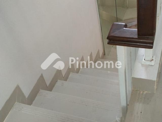 Dijual Rumah Mewah 2 Lantai di Pisangan Baru Jakarta Timur di Jl. Arjuna Pisangan Baru Jakarta Timur Rp 17,94 Juta/m² | Pinhome