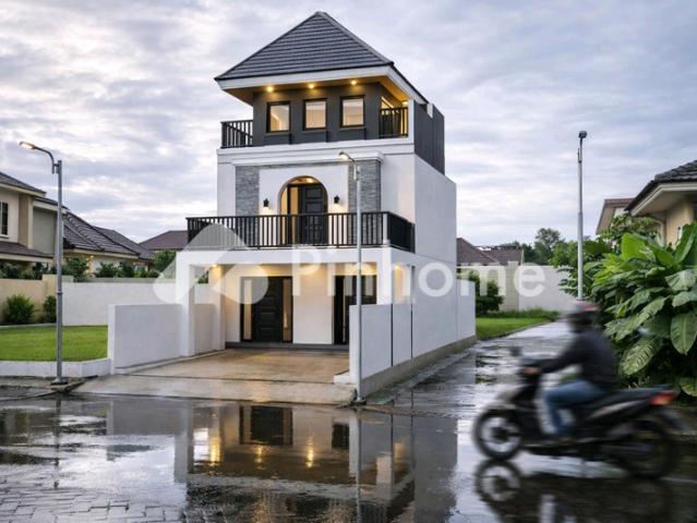 Dijual Rumah Mewah Ketileng Indah di Jalan Ketileng Indah Raya Rp 10,83 Juta/m² | Pinhome