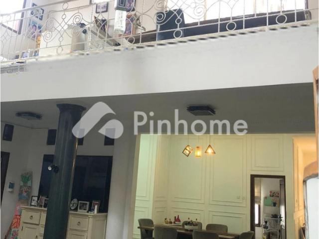 Dijual Rumah Mewah Lokasi Strategis di Pinggir Jl Jakarta Rp 13,01 Juta/m² | Pinhome