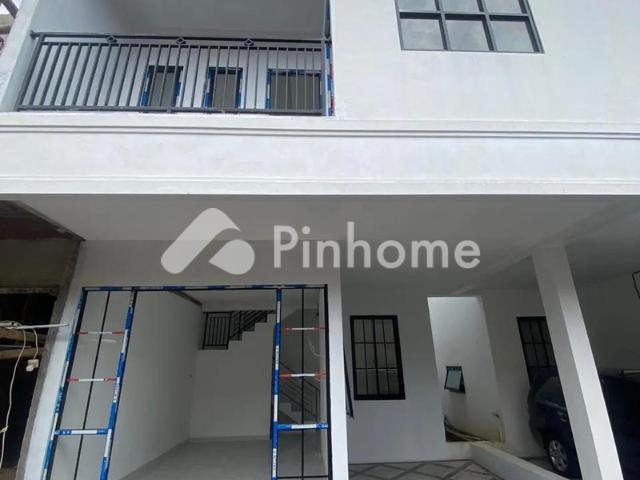 Dijual Rumah Mewah Samping Perumahan The Adress Depok di Jalan Leuwinanggung Depok Rp 12,13 Juta/m² | Pinhome