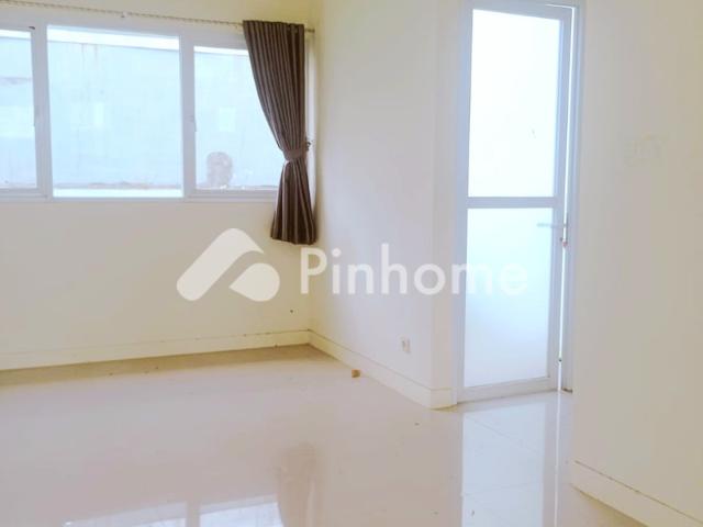 Dijual Rumah Minimalis Cluster Depan Danau Dekat Unika di Victoria Highland, BSB City, Semarang Rp 11,67 Juta/m² | Pinhome