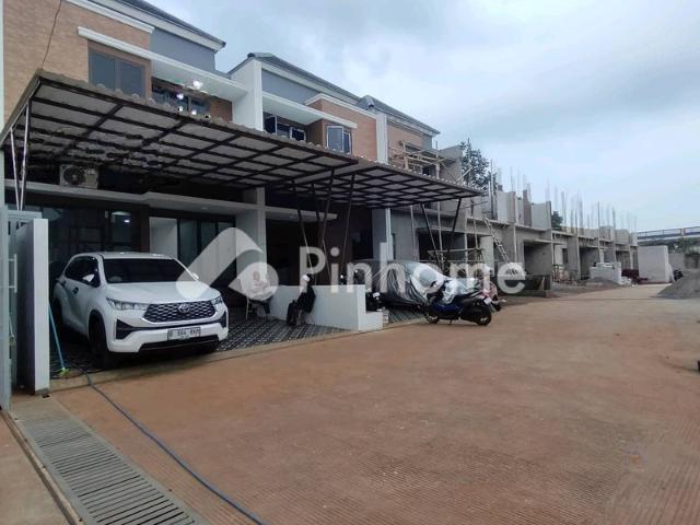 Dijual Rumah Samping Kota Wiasata 800jutaan di Jl Ciangsana Samping Kota Wisata Cibubur Rp 12,62 Juta/m² | Pinhome