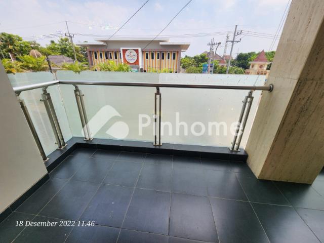 Dijual Rumah Siap Huni Jalan Bolevard REV. A653 di Puri Safira Regency Menganti Rp 19,44 Juta/m² | Pinhome