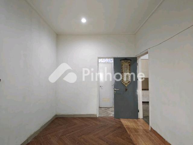 Dijual Rumah Siap Pakai Harga Terbaik Jarang Ada di Puri Beta Rp 16,88 Juta/m² | Pinhome