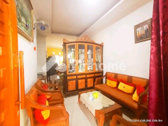 Dijual Rumah Sinar Waluyo Kedungmundu Semarang di Sinar Waluyo Semarang Rp 5,55 Juta/m² | Pinhome