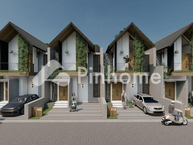 Dijual Rumah Strategis Asri di Pesona Cipadung Rp 10,3 Juta/m² | Pinhome