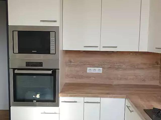 Dijon 21000 Location appartement 3 pièces t3 au dernier étage
