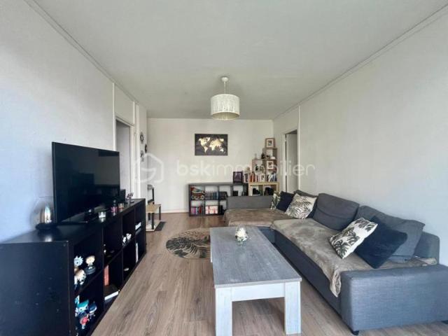 DIJON Facs: Appartement 3 pièces 54m2 2 chambres, balcon