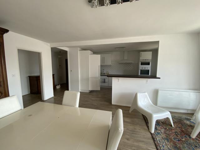DIJON REPUBLIQUE APPARTEMENT T4