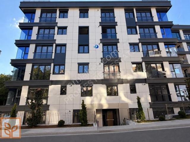 Dikilitaş'ta Sıfır Bina Kapalı Otoparklı Ful Eşyalı 2+1 Kiralık