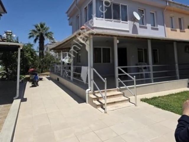 Dikili Cumhuriyet Mah. Billurkent Sitesi 3+1 Villa