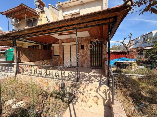 Dikili Bankacılarda Denize Yakın Konum Eşyalı 2+1 Kiralık Villa