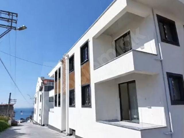 Dikili İsmetpaşada Satılık 1+1 Daire !