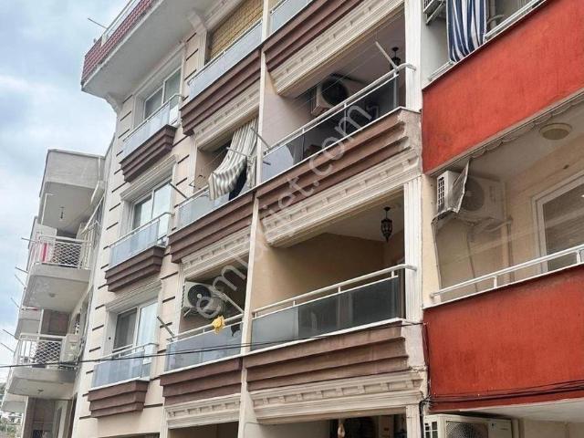 Dikili Merkezde Deniz Manzaralı, Geniş Teraslı Satılık 3+1 Dubleks