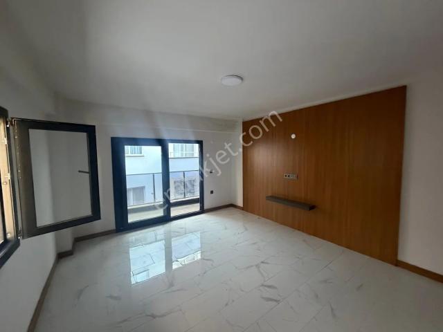 Dikili Ümmetoğlu'ndan 3+1 Sıfır Dubleks Daire Kapalı Otoparklı