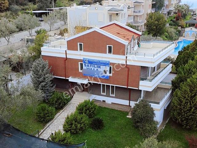 Dikili'de Tam Müstakil 5+1 Forlex Villa