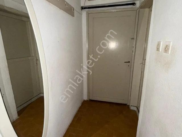 Dikkaldırım’da Merkezi Konumda, Geniş Ve Ferah 3+1 Kiralık Daire!