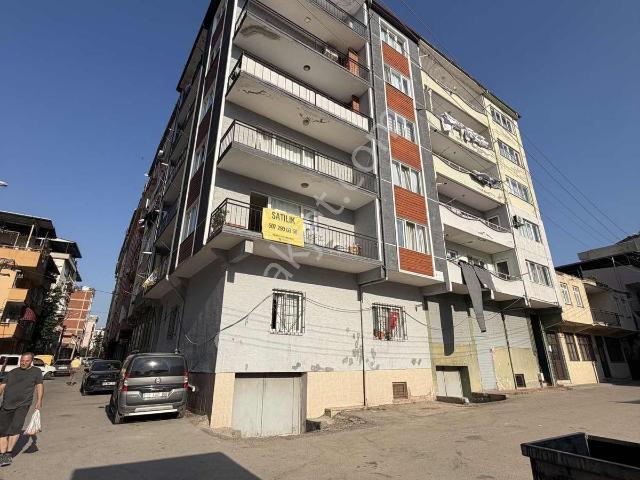 Dikkaldırım Mahallesinde Satılık 2+1 Daire