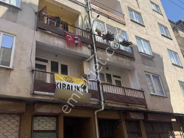 Dikkaldırımda Fırsat 3+1 Kiralık Daire | 120 M² | 1. Kat |