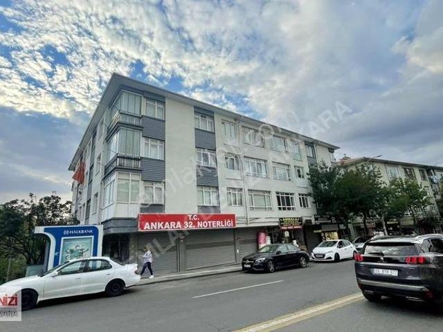 Dikmen Caddesi Üzeri Bahçe Katı Açık Cephe 100m2 2,5+1