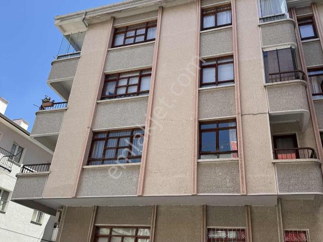 Dikmen Karşıyaka Sokak 4+1 Fırsat Bakımlı Dubleks