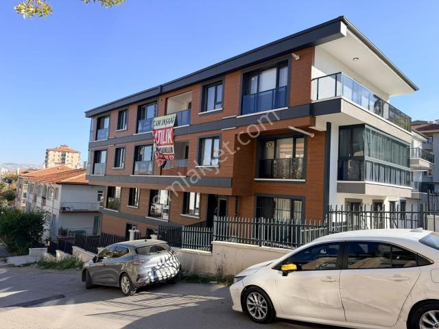 Dikmen Osmantemiz Mh. Sıfır Bina 1+1 Kiralık Daire
