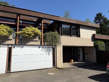 Dillingen/Saar: Architektenhaus 182 m² mit Garten und Garage, in beliebter Toplage am Fischerberg