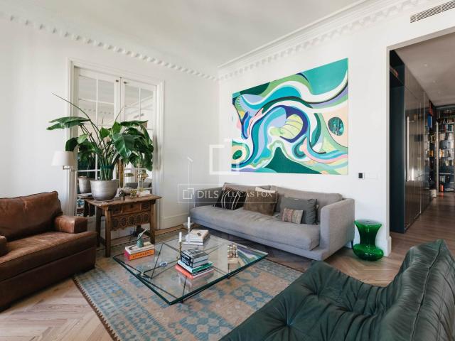 Dils Lucas Fox presenta este exclusivo piso en venta junto a. 238m² Madrid