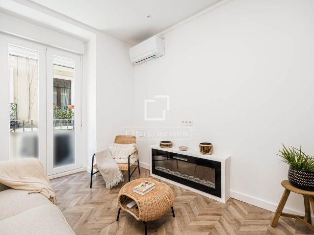 Dils Lucas Fox presenta este exclusivo piso reformado en ven. 82m² Madrid