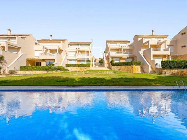 Dils Lucas Fox presenta este piso en primera línea de mar co. 149m² Altafulla