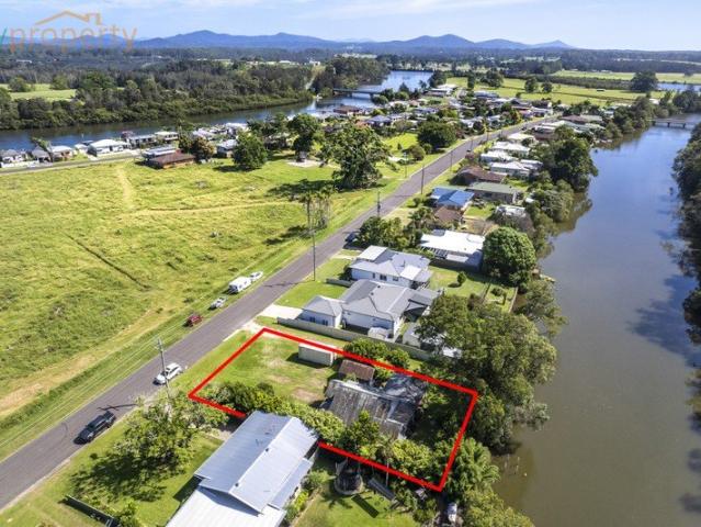 DIRECT CREEK FRONTAGE
