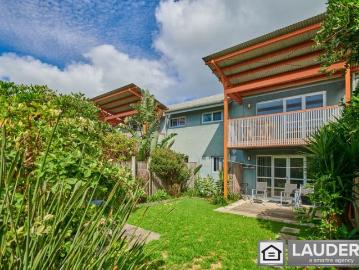 Apartment for sale in Diamond Beach - Garden