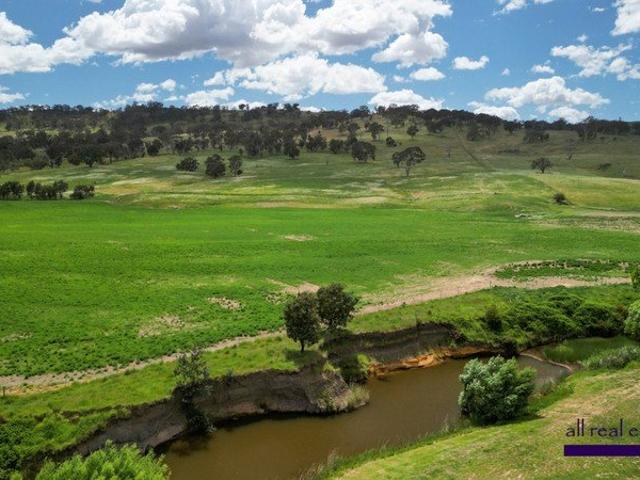 Direct Access to the Yass River. Uninterrupted Views. A Lovely Home, Massive Shed & Truffle Income