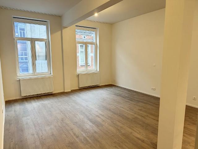Direct from the owner 3 bedroom apartment for rent
