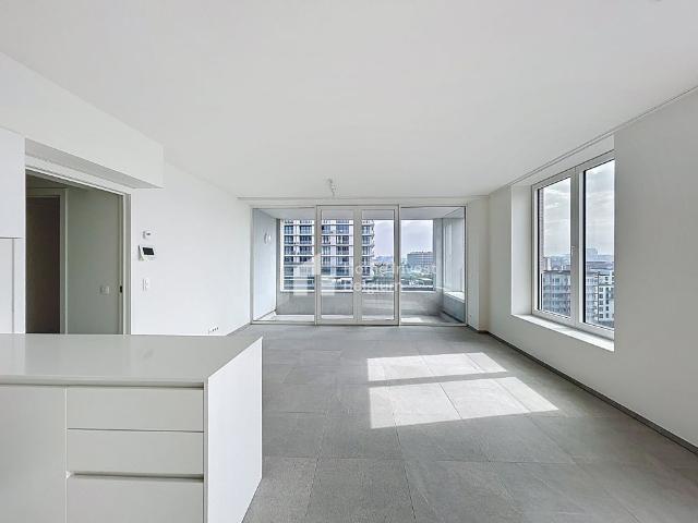 Direct from the owner 3 bedroom apartment for rent