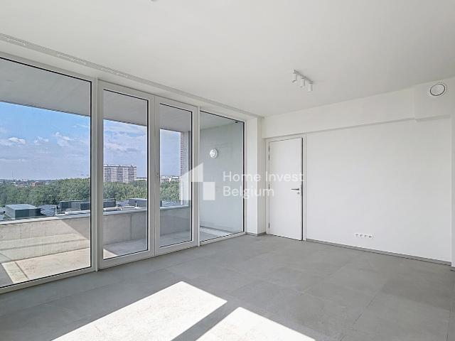Direct from the owner 2 bedroom apartment for rent