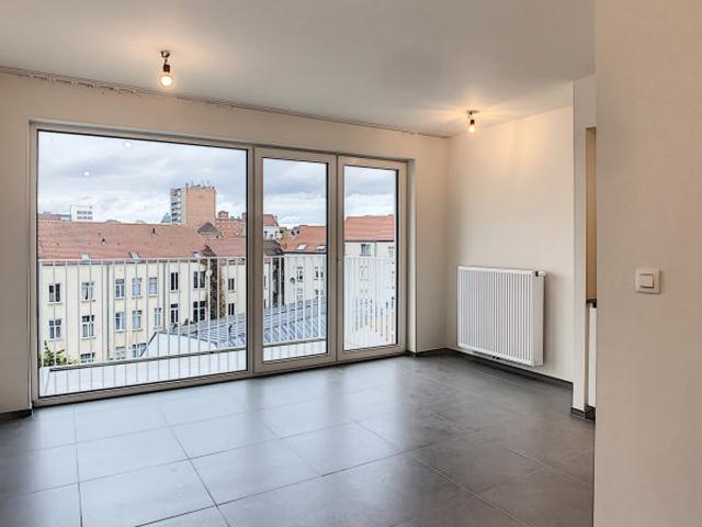 Direct from the Owner – Studio + Terrace