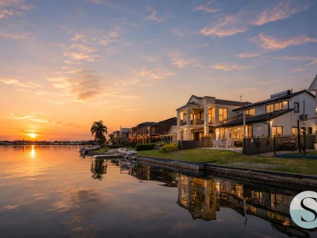 Direct Waterfront One Off Value! Owners Have Met The Market & Ready to Move, Set Day Sale by August 1st at 5pm If not sold prior