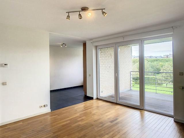 Direct with the Owner 1 Bedroom Apartment
